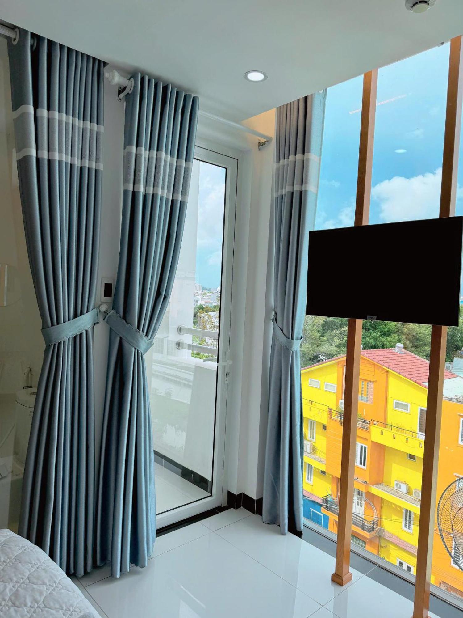 Cen Hotel 붕타우 외부 사진